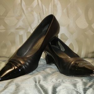 Salvatore Ferragamo Classic Black Pump